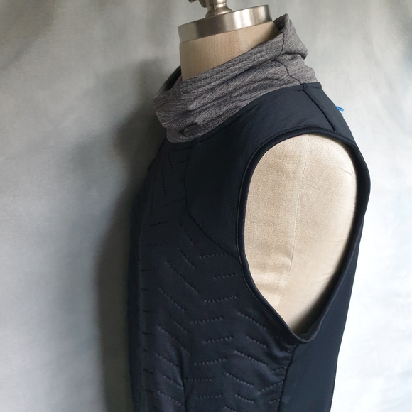 Under Armour ColdGear Reactor 3G Pullover Mock Neck Black & Grey Vest Jacket SM - Picture 15 of 16